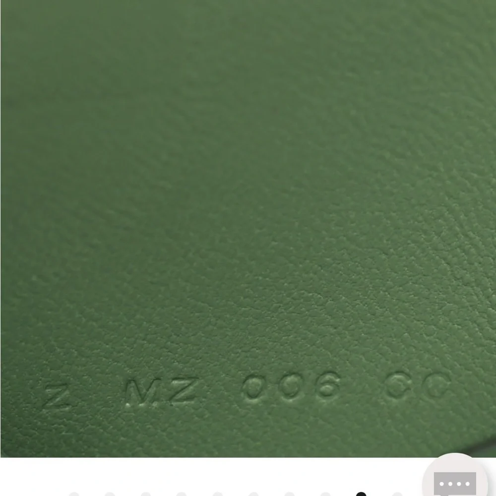 Hermes Constance Epsom (Vert Criquet) Clutch/wallet/crossbody.